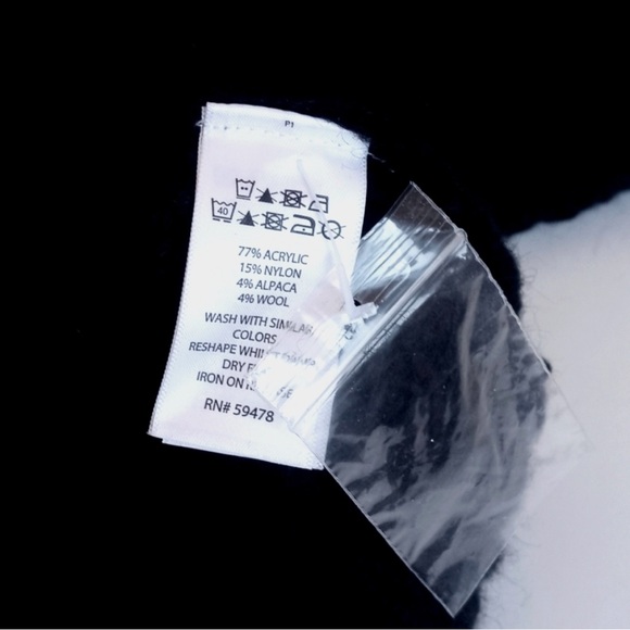 Black Chunky Cable Chunky Knit Long Sleeve Cropped Sweater S (Silverflint) - Picture 8 of 10